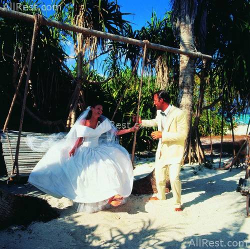 Veligandu Island Resort 25